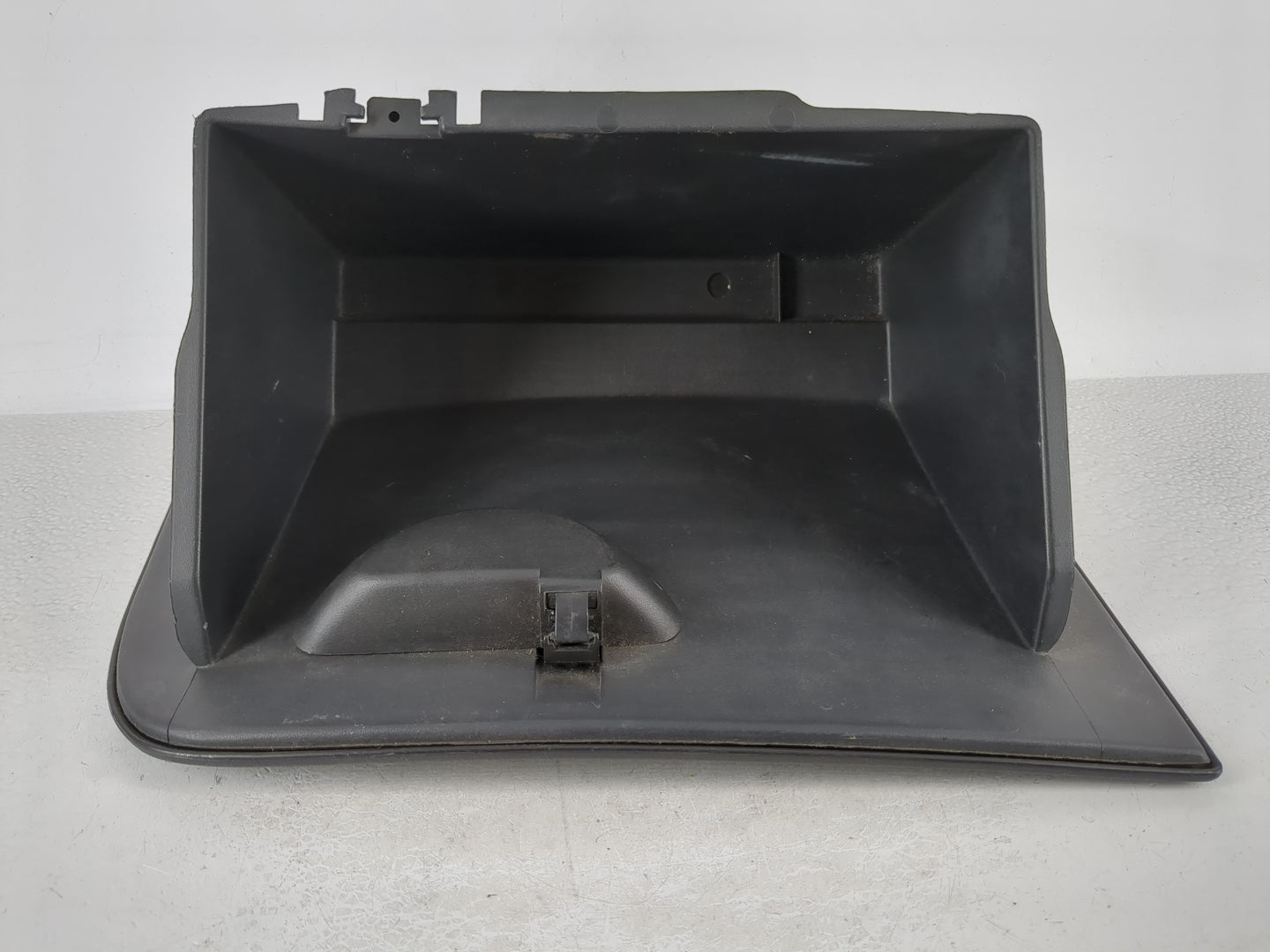 2007 Ford Focus Passenger Glove Box Door Storage Compartment 935553 - Oemusedautoparts1.com