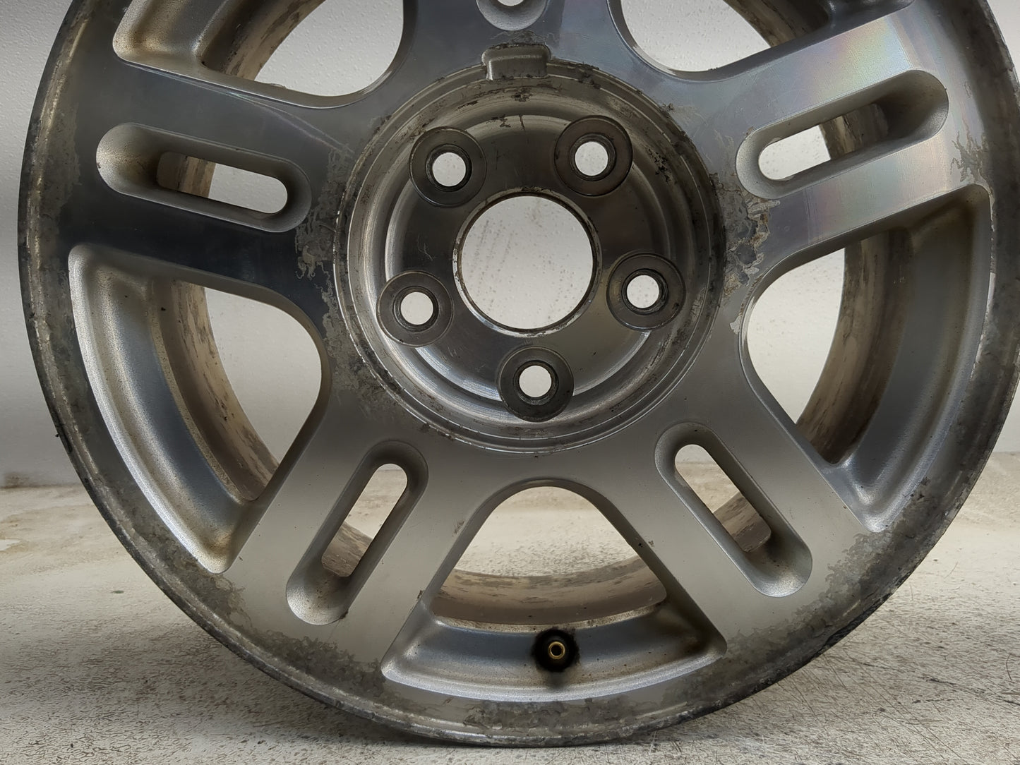 2004-2007 Ford Freestar Oem Wheel Rim 1229164 - Oemusedautoparts1.com