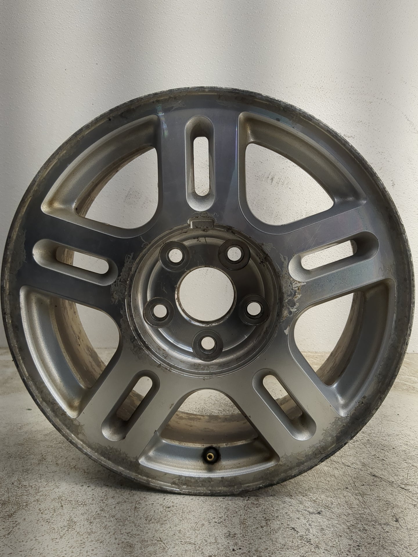 2004-2007 Ford Freestar Oem Wheel Rim 1229164 - Oemusedautoparts1.com