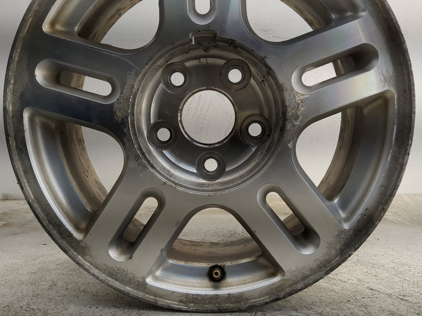 2004-2007 Ford Freestar Oem Wheel Rim 1229164 - Oemusedautoparts1.com