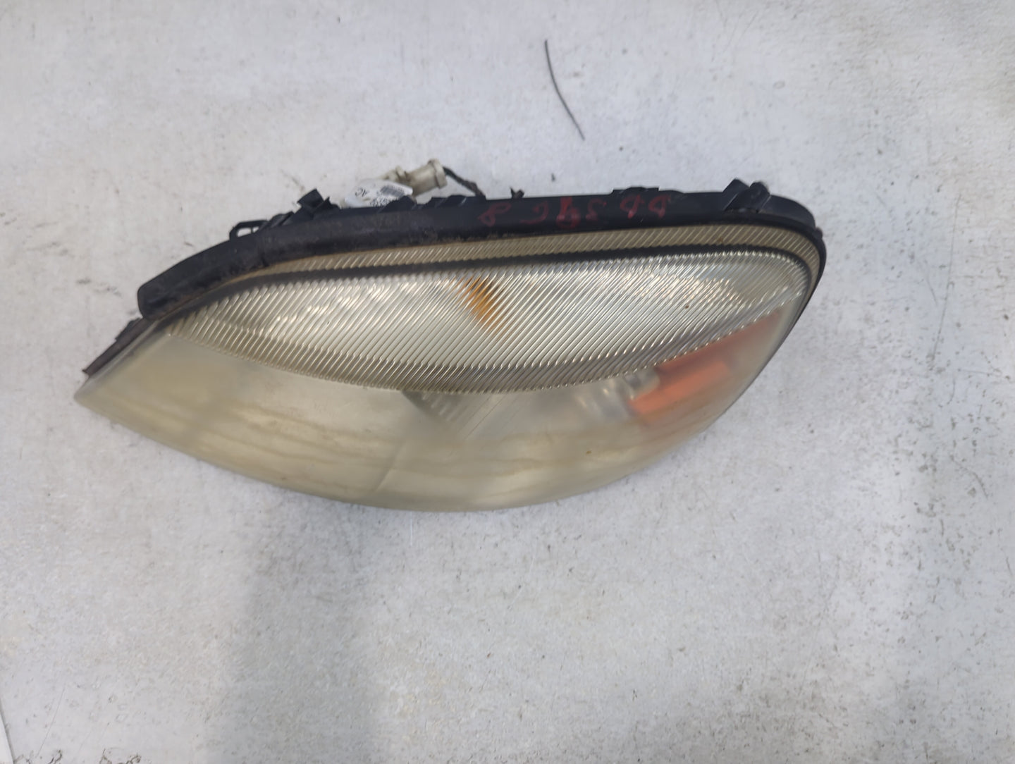 2004-2007 Ford Freestar Driver Left Oem Head Light Headlight Lamp 1467147 - Oemusedautoparts1.com