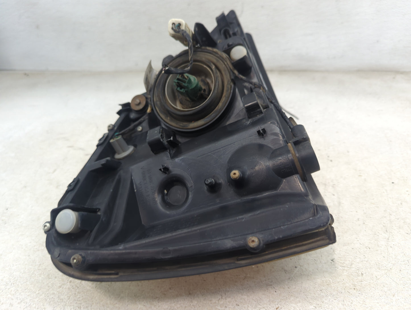 2004-2007 Ford Freestar Driver Left Oem Head Light Headlight Lamp 1467147 - Oemusedautoparts1.com