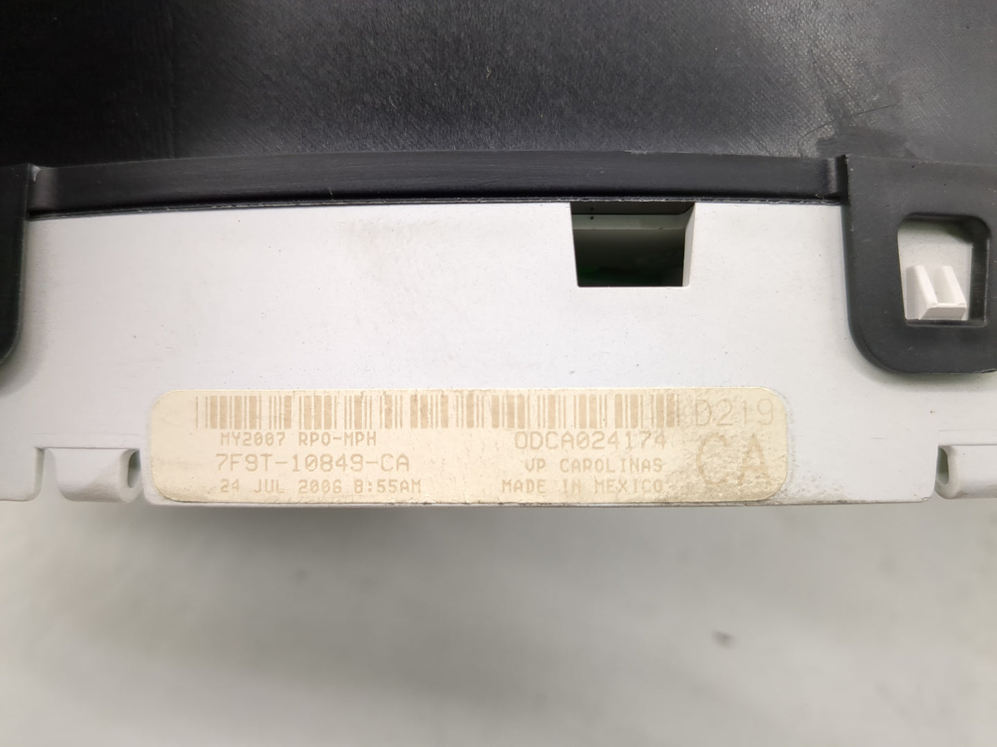 2007 Ford Freestyle Instrument Cluster Speedometer Gauges P/N:7F9T-10849-CA Fits OEM Used Auto Parts - Oemusedautoparts1.com