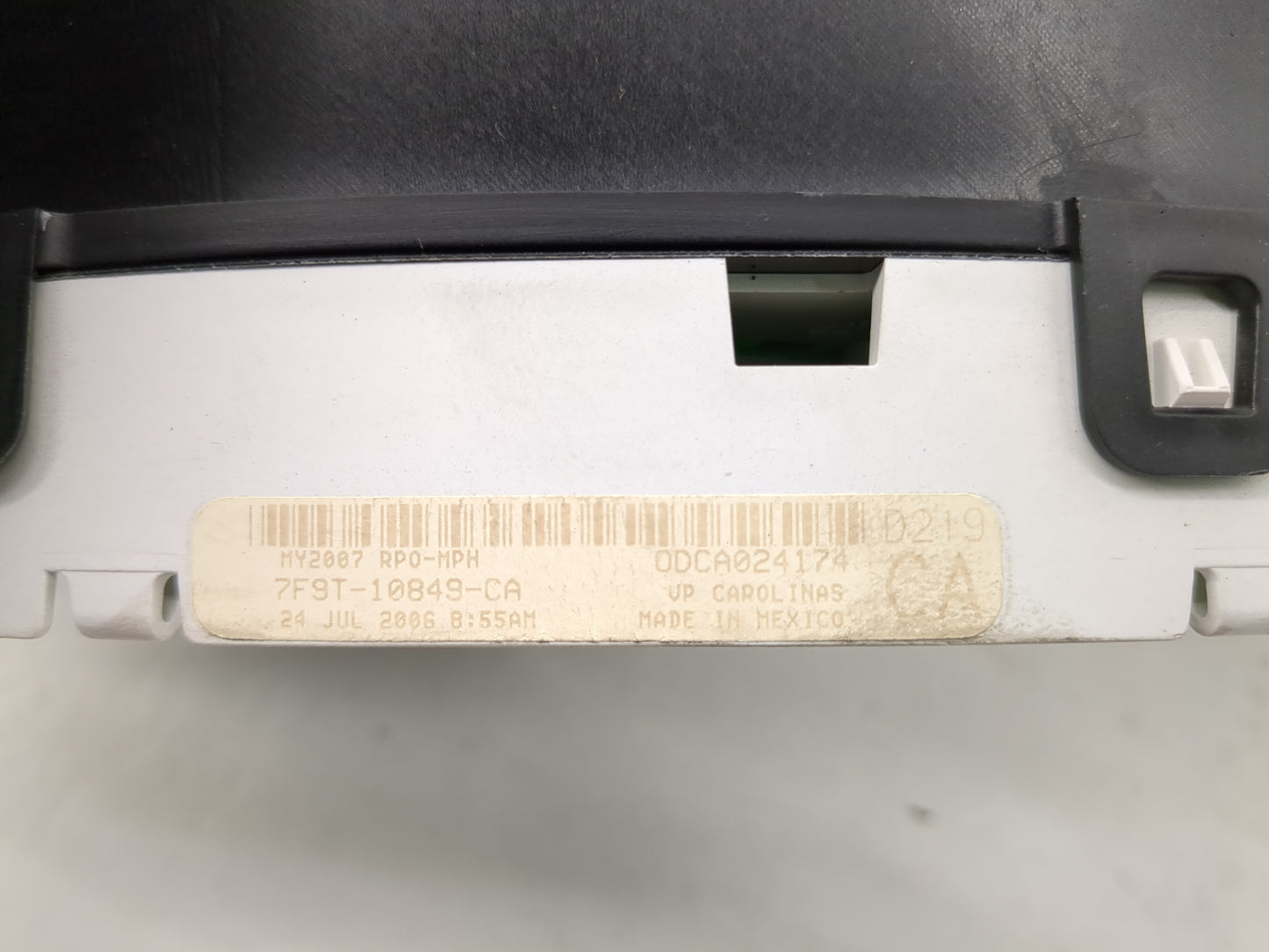 2007 Ford Freestyle Instrument Cluster Speedometer Gauges P/N:7F9T-10849-CA Fits OEM Used Auto Parts - Oemusedautoparts1.com