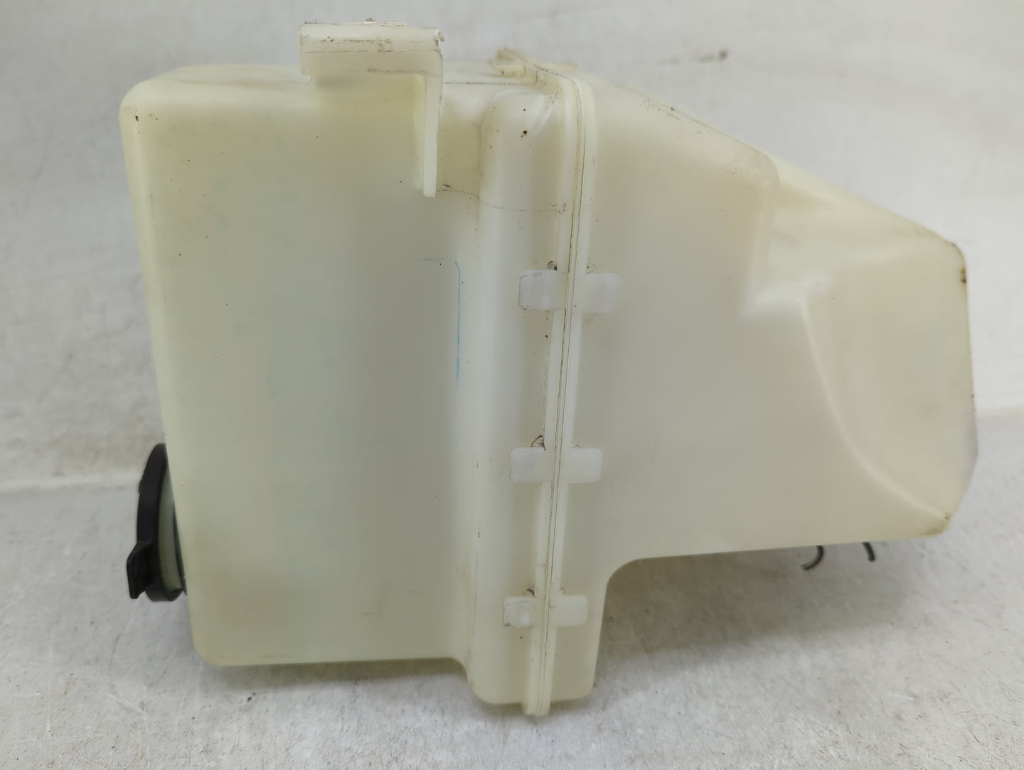 2005-2007 Ford Freestyle Radiator Coolant Overflow Expansion Tank Bottle 1449181 - Oemusedautoparts1.com
