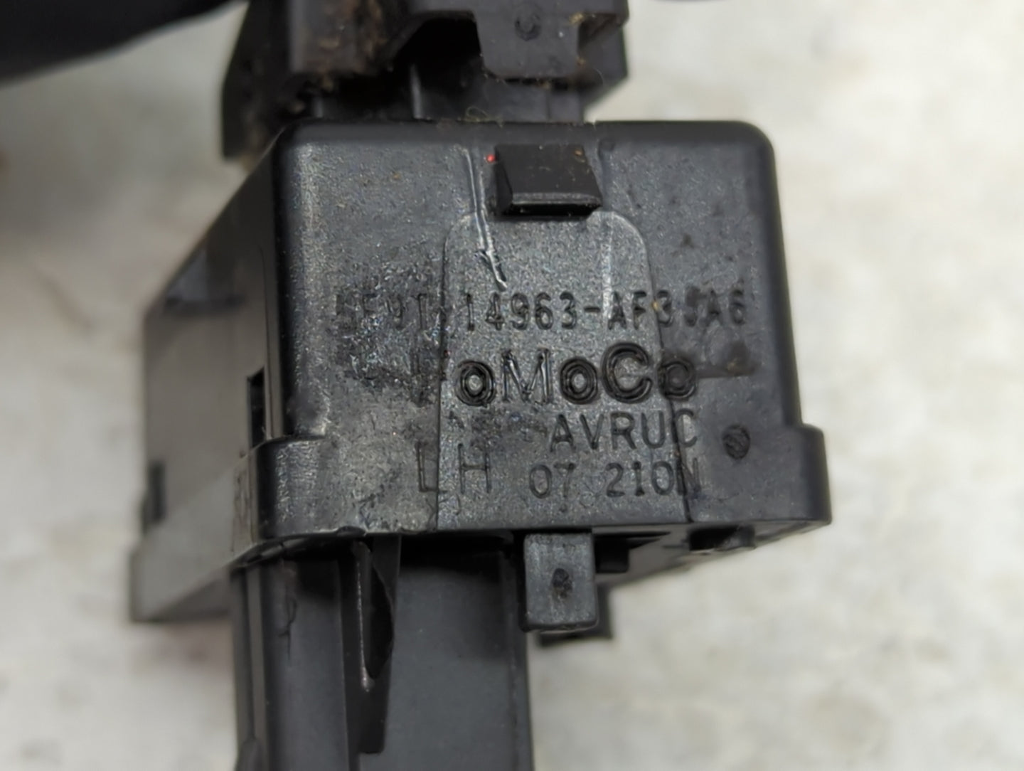 2005-2007 Ford Freestyle Master Power Window Switch Replacement Driver Side Left P/N:5F9T-14963-AF3JA6 Fits OEM Used Auto Pa