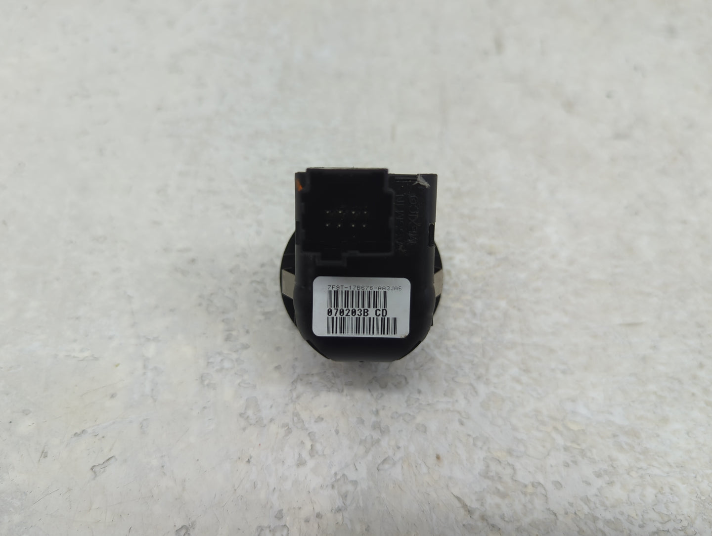 2005-2007 Ford Freestyle Master Power Window Switch Replacement Driver Side Left P/N:7F9T-17B676-AA3JA6 Fits OEM Used Auto P