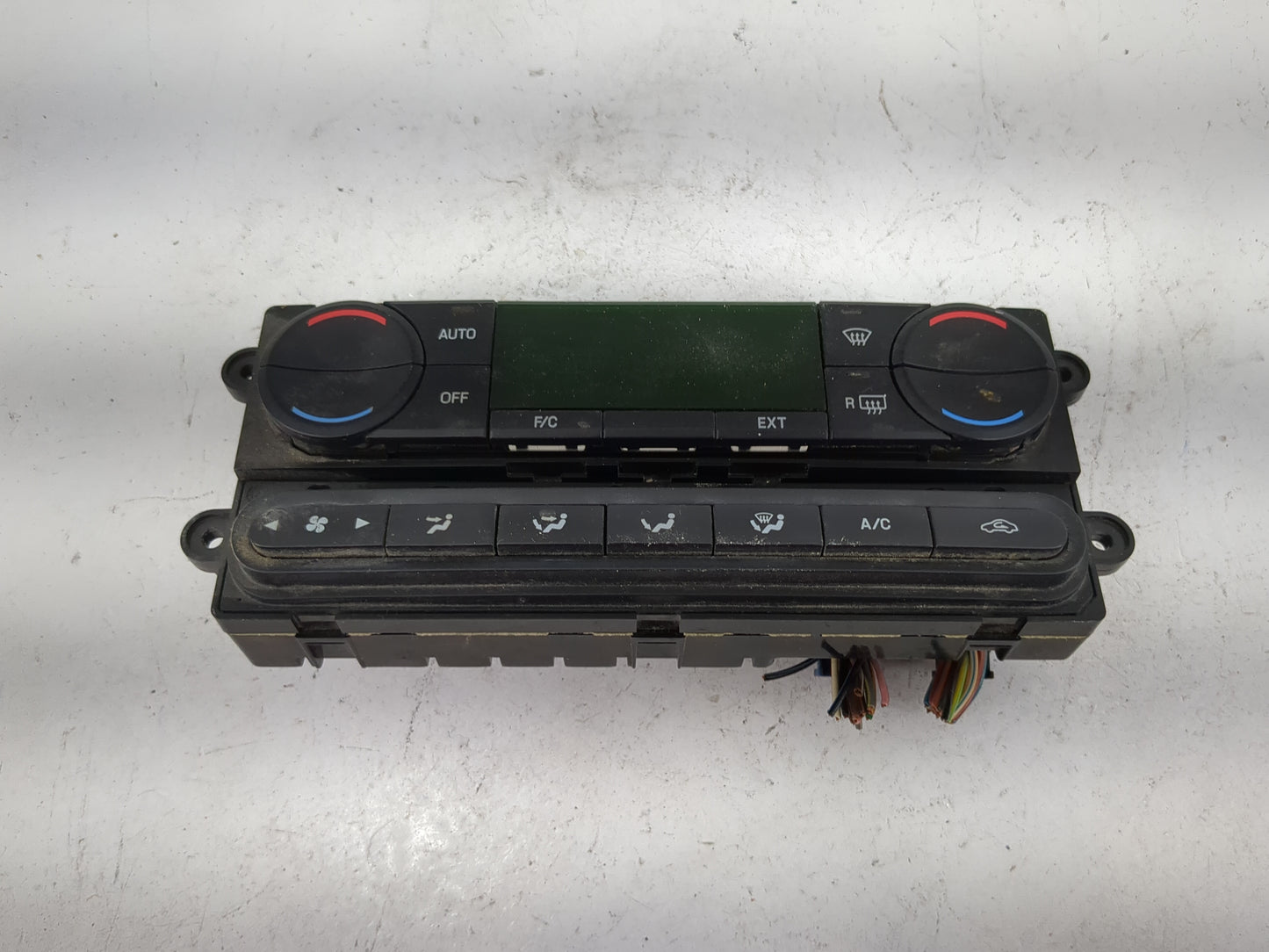 2005-2007 Ford Freestyle Climate Control Module Temperature AC/Heater Replacement P/N:5F9H-18D422-AG Fits Fits 2005 2006 200
