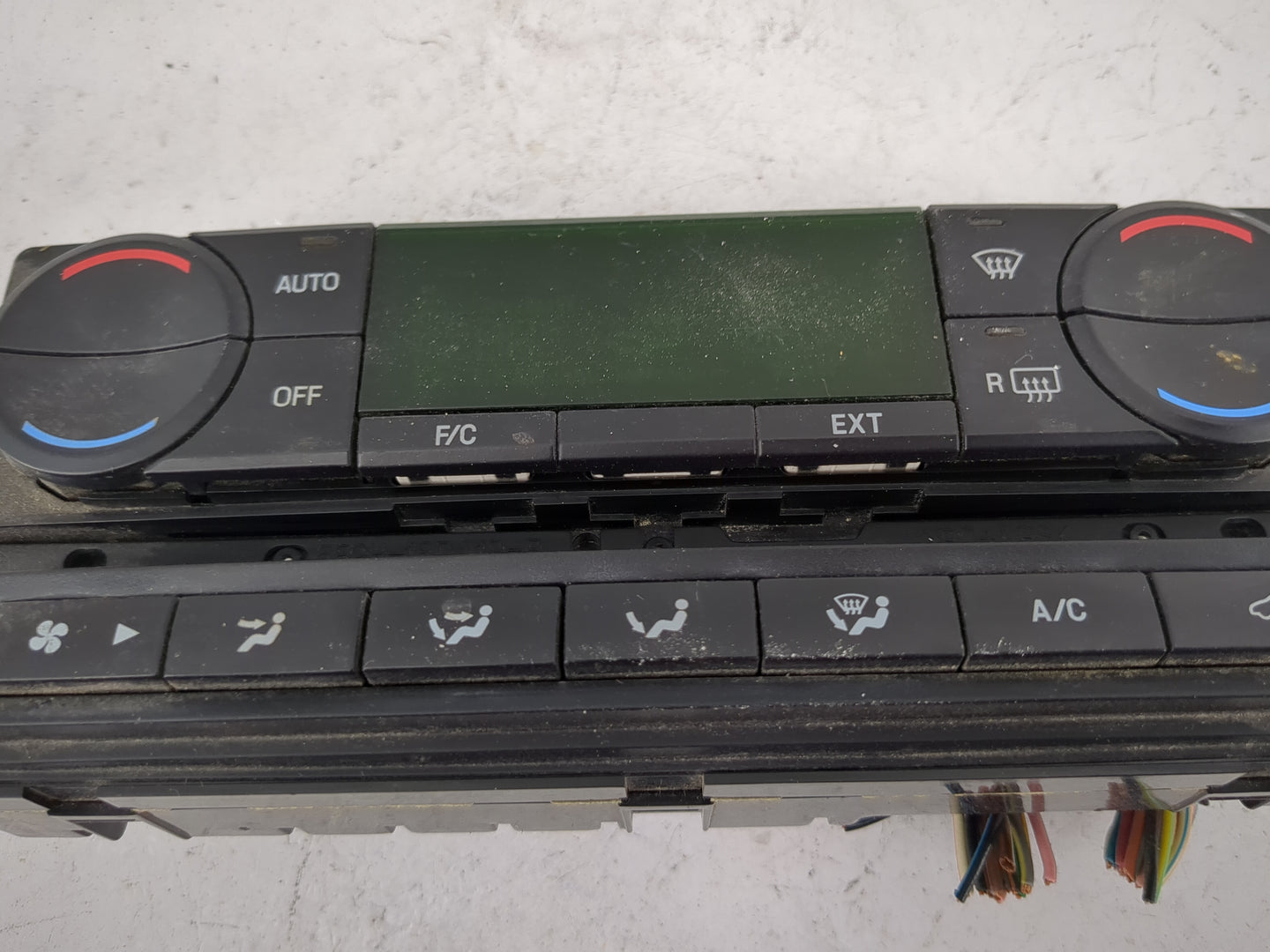 2005-2007 Ford Freestyle Climate Control Module Temperature AC/Heater Replacement P/N:5F9H-18D422-AG Fits Fits 2005 2006 200