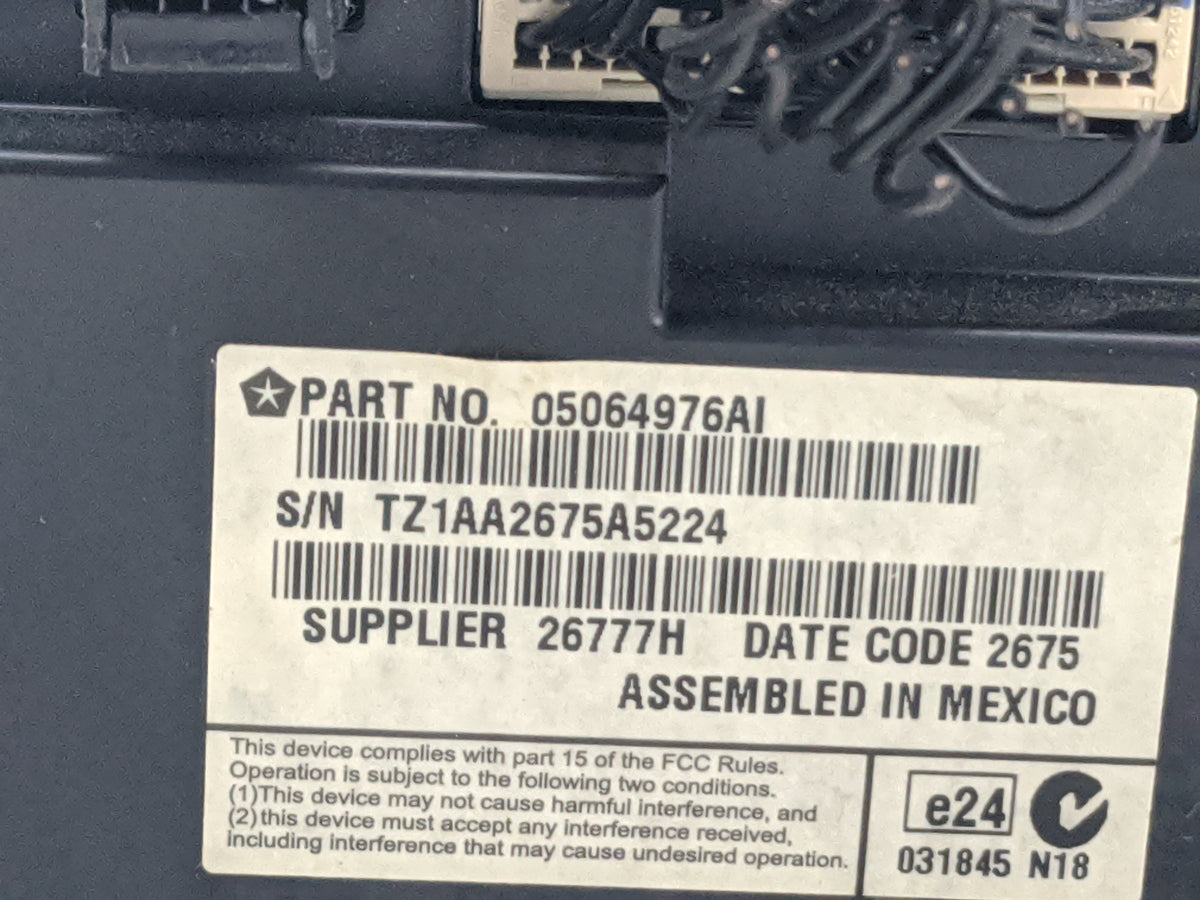 2005-2007 Ford Freestyle Climate Control Module Temperature AC/Heater Replacement P/N:05064976AI TZ1AA2675A5224 Fits OEM Use