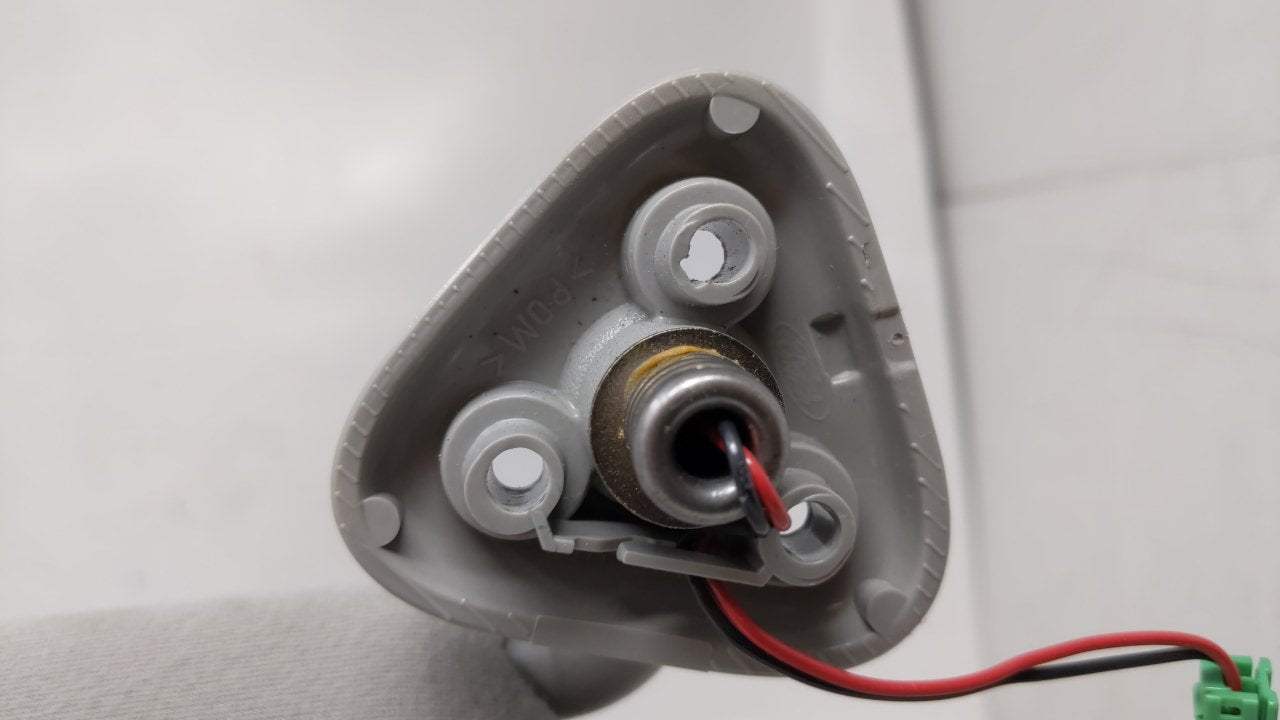 2005-2007 Ford Freestyle Sun Visor Shade Replacement Passenger Right Mirror Fits Fits 2005 2006 2007 OEM Used Auto Parts - O