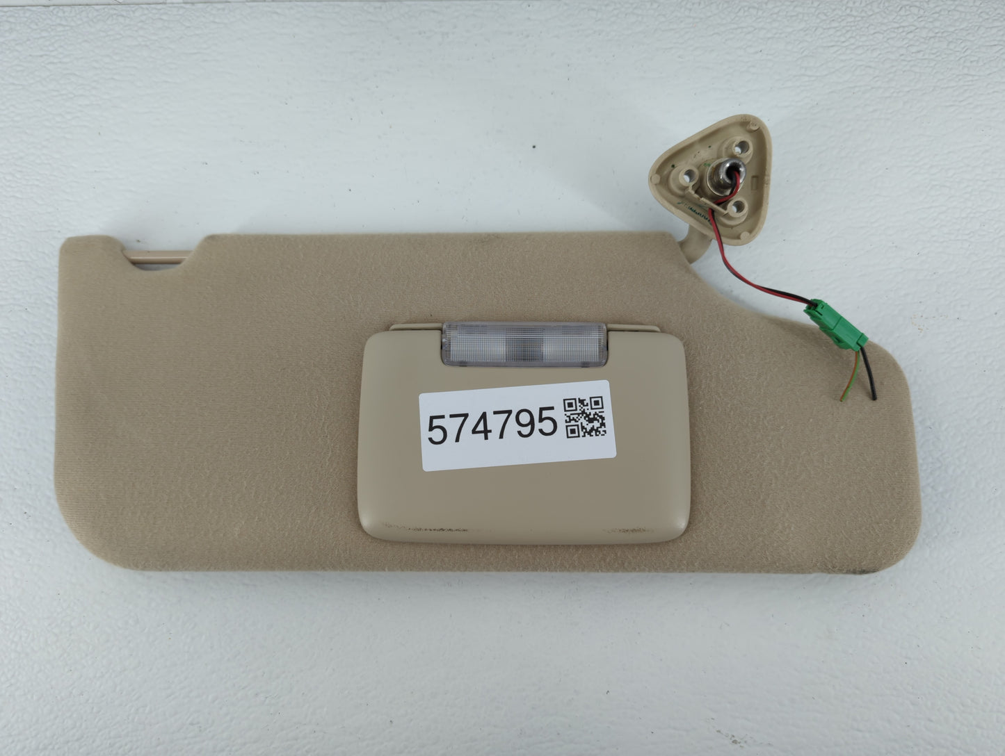 2005-2007 Ford Freestyle Sun Visor Shade Replacement Passenger Right Mirror Fits Fits 2005 2006 2007 OEM Used Auto Parts - O