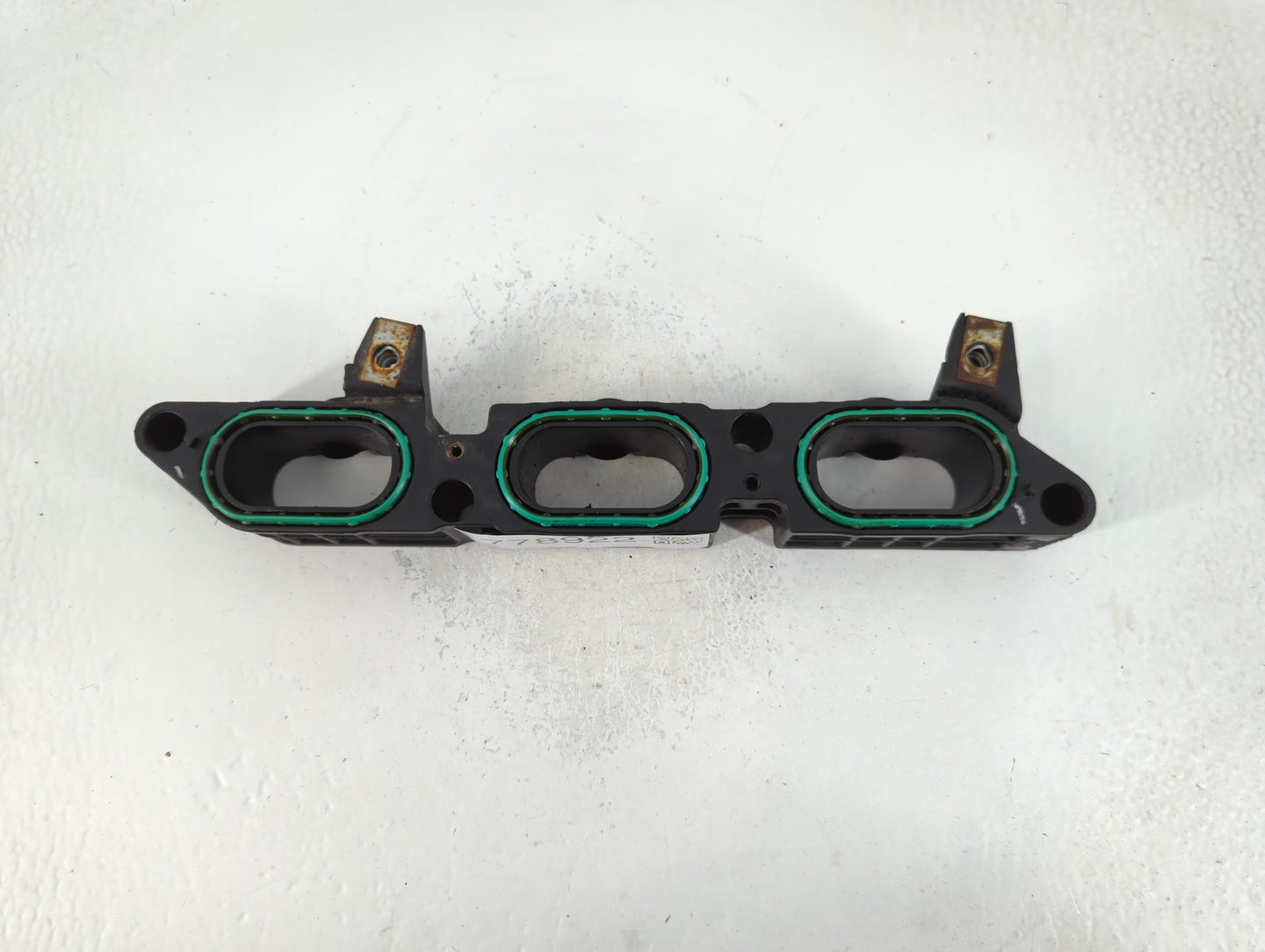 2005-2007 Ford Freestyle Air Intake Manifold Fits Fits 2005 2006 2007 OEM Used Auto Parts - Oemusedautoparts1.com