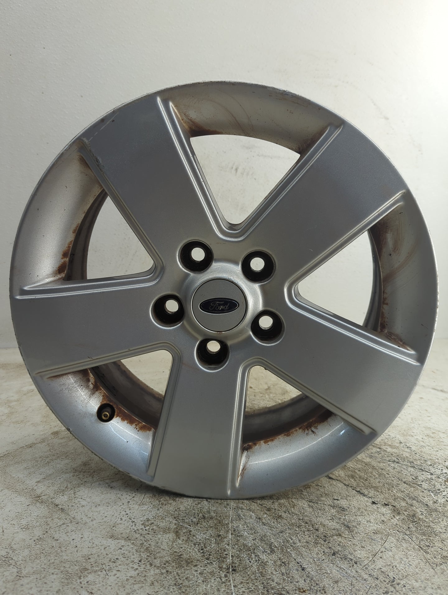 2006-2009 Ford Fusion Oem Wheel Rim - Oemusedautoparts1.com