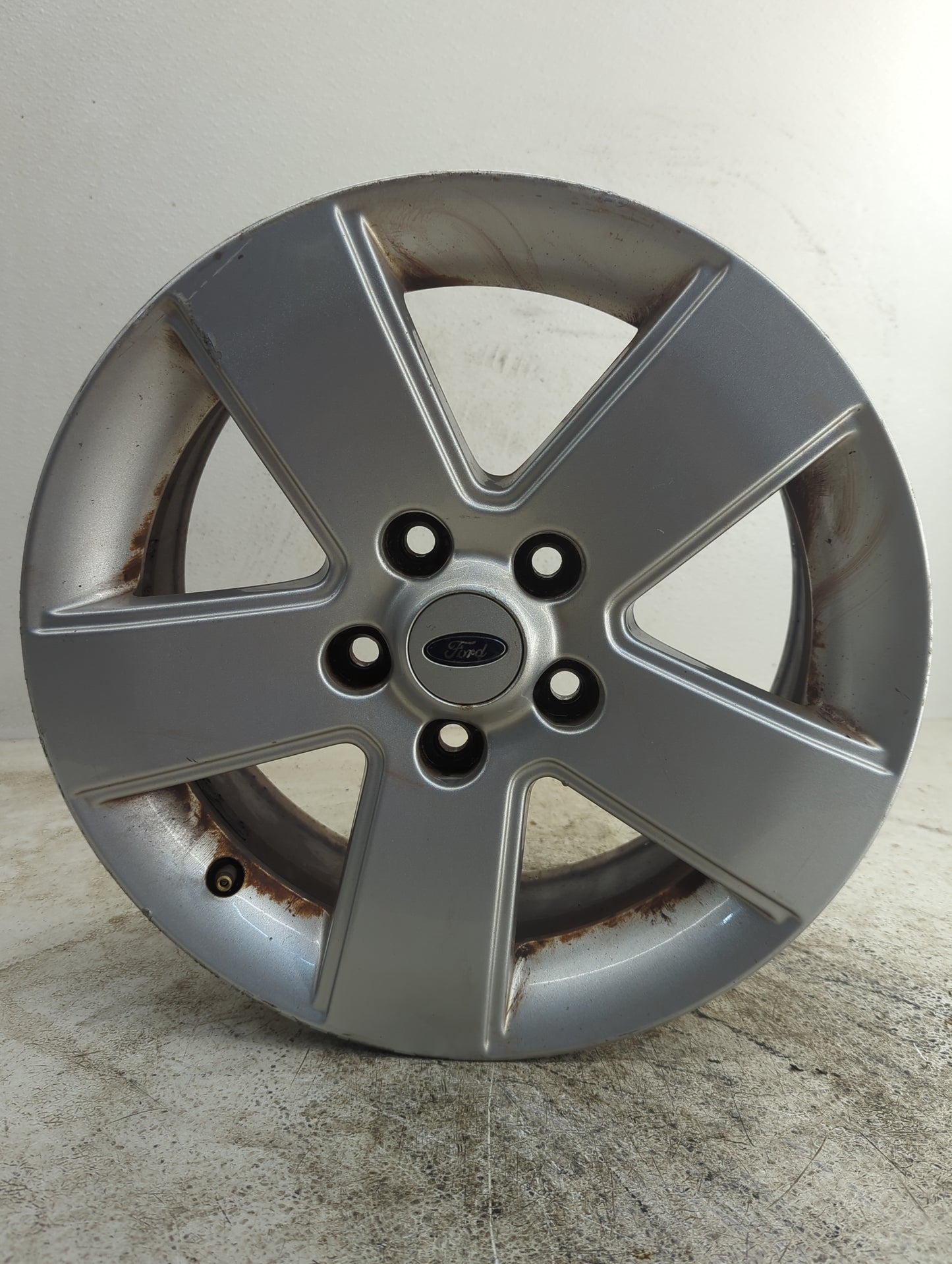 2006-2009 Ford Fusion Oem Wheel Rim - Oemusedautoparts1.com