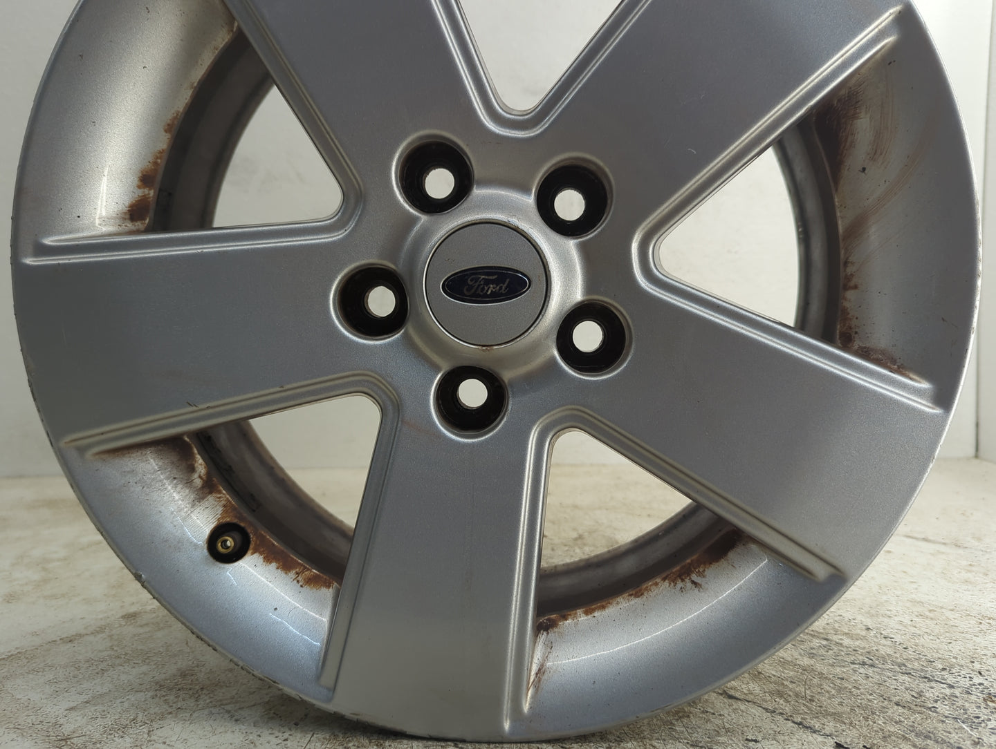 2006-2009 Ford Fusion Oem Wheel Rim - Oemusedautoparts1.com
