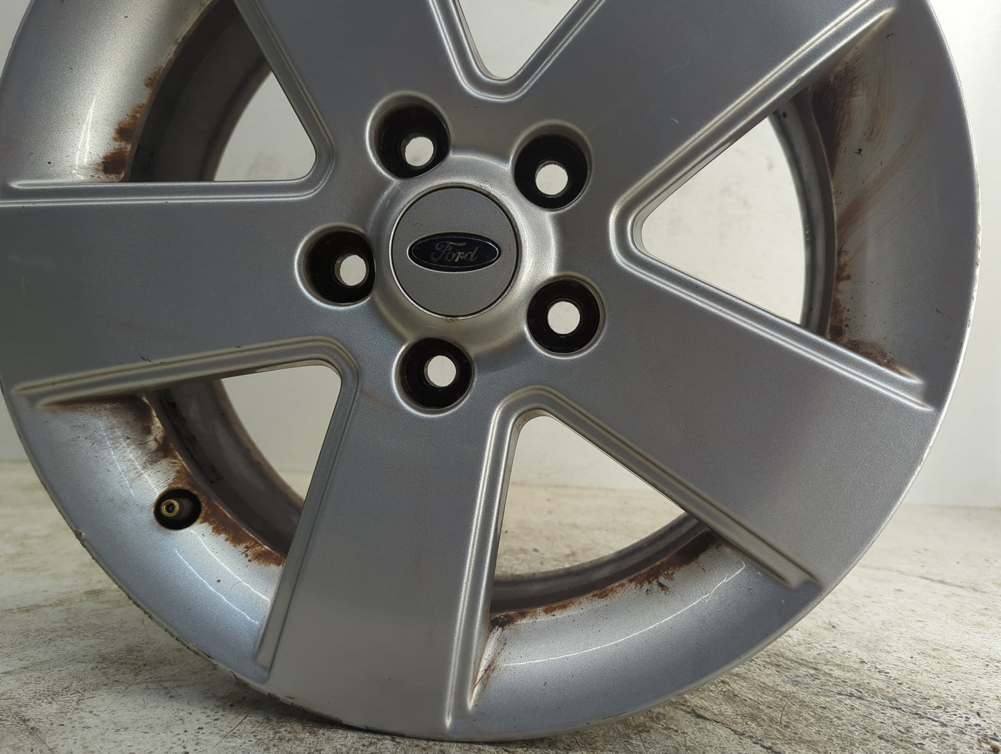 2006-2009 Ford Fusion Oem Wheel Rim - Oemusedautoparts1.com