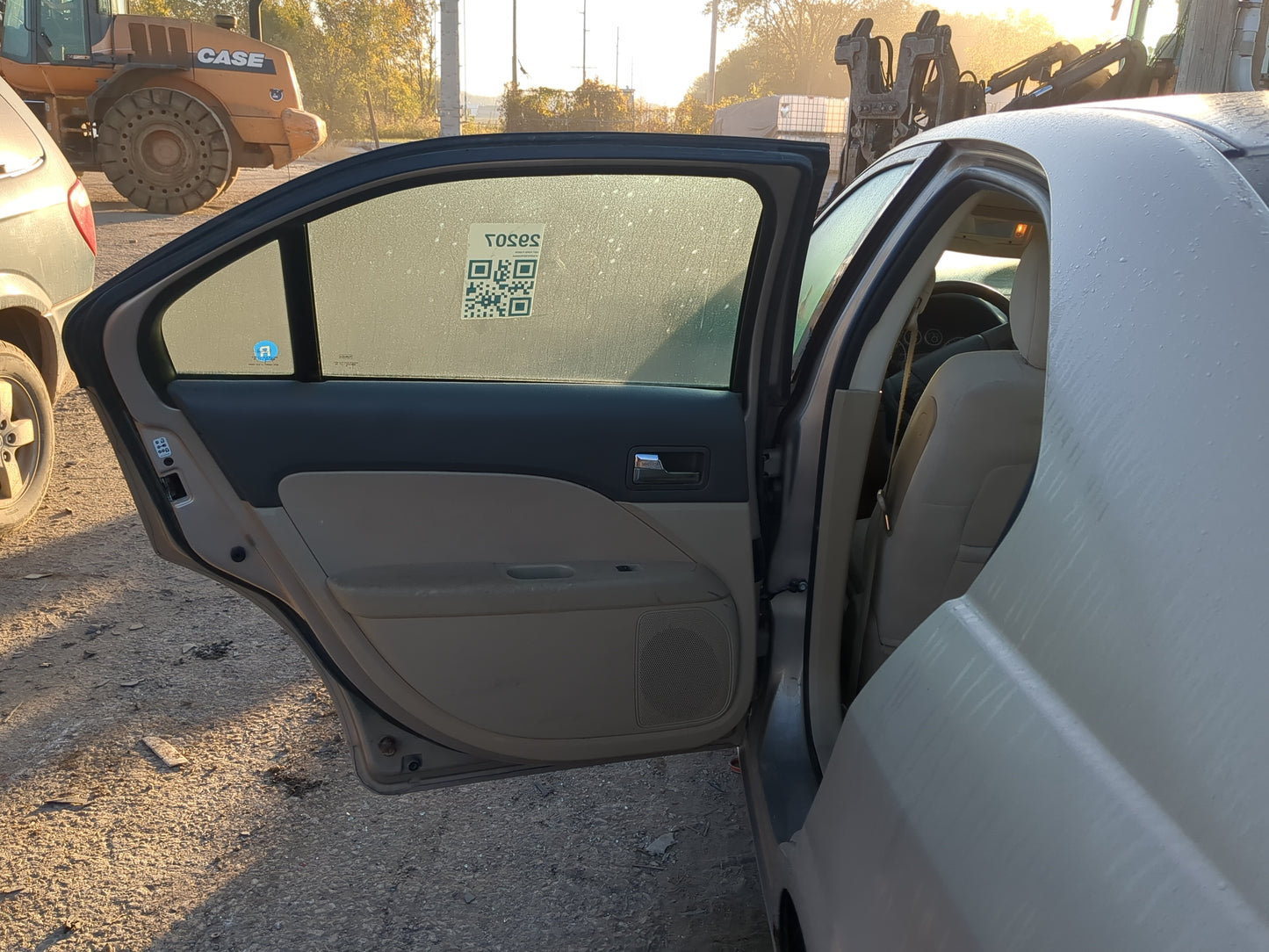 2006-2012 Ford Fusion Driver Rear Door Oem - Oemusedautoparts1.com