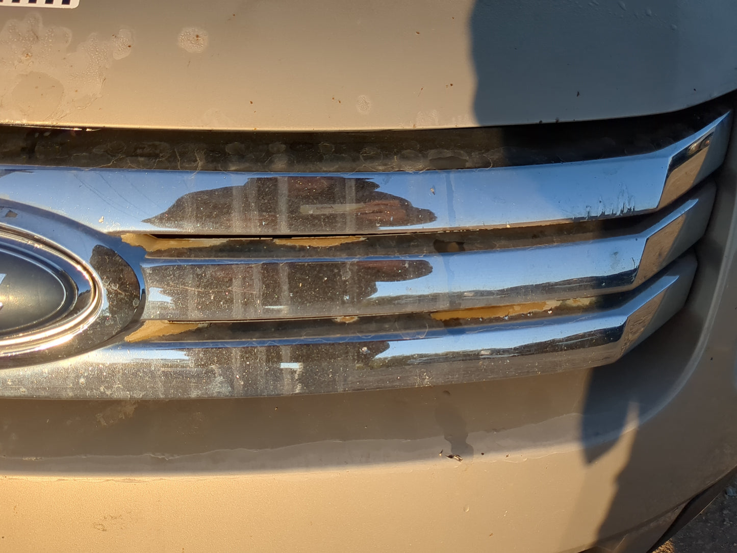 2006-2009 Ford Fusion Front Grille Bumper Not Included 1198200 - Oemusedautoparts1.com