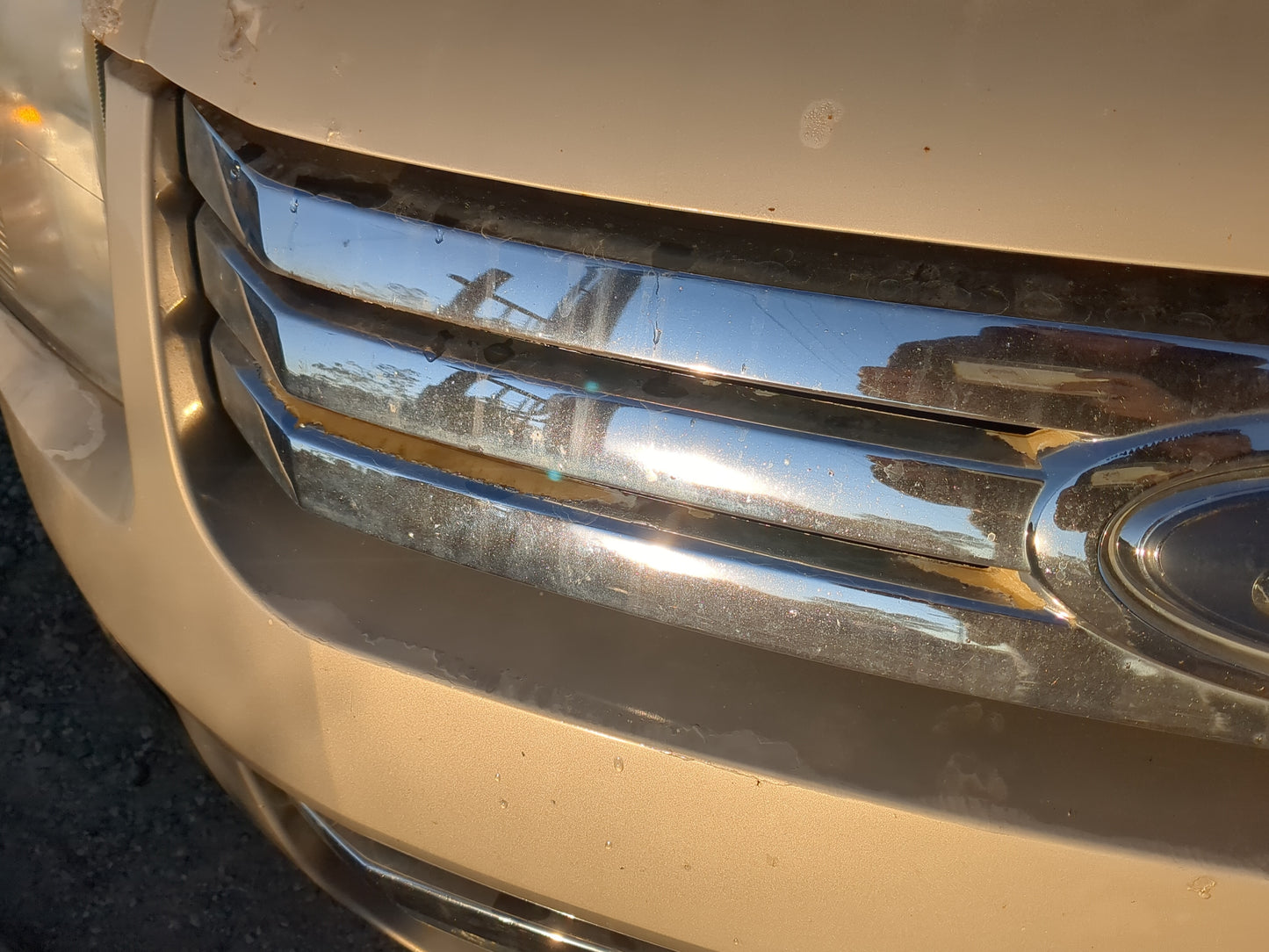 2006-2009 Ford Fusion Front Grille Bumper Not Included 1198200 - Oemusedautoparts1.com