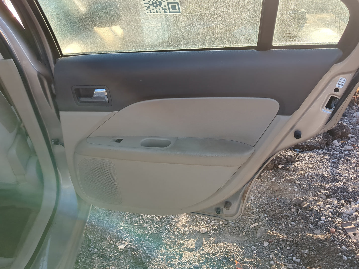 2006-2012 Ford Fusion Passenger Rear Door Oem - Oemusedautoparts1.com
