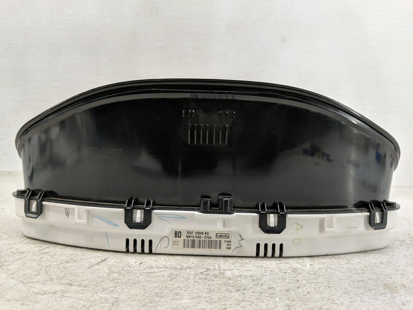 2007 Ford Fusion Instrument Cluster Speedometer Gauges P/N:7E5T 10849 BD Fits OEM Used Auto Parts - Oemusedautoparts1.com