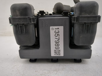 compare product 2006-2009 Ford Fusion Fusebox Fuse Box Panel Relay Module P/N:FG9T-14A067AE-01 Fits Fits 2006 2007 2008 2009 OEM Used Auto Parts