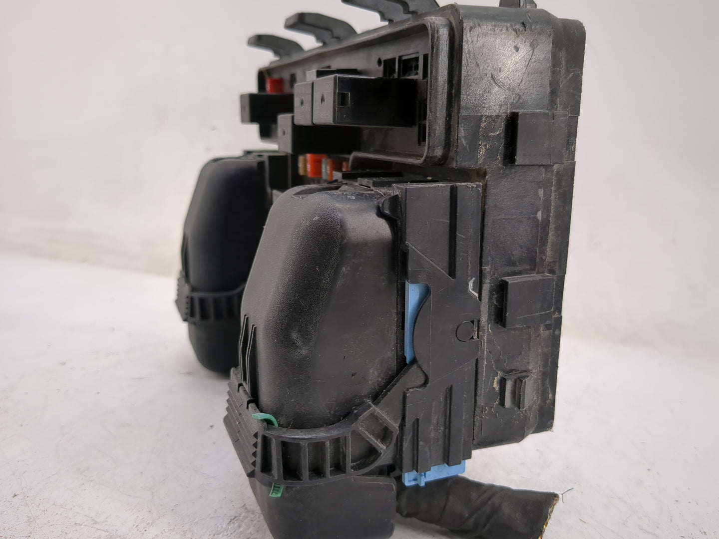 2006-2009 Ford Fusion Fusebox Fuse Box Panel Relay Module P/N:FG9T-14A067AE-01 Fits Fits 2006 2007 2008 2009 OEM Used Auto P