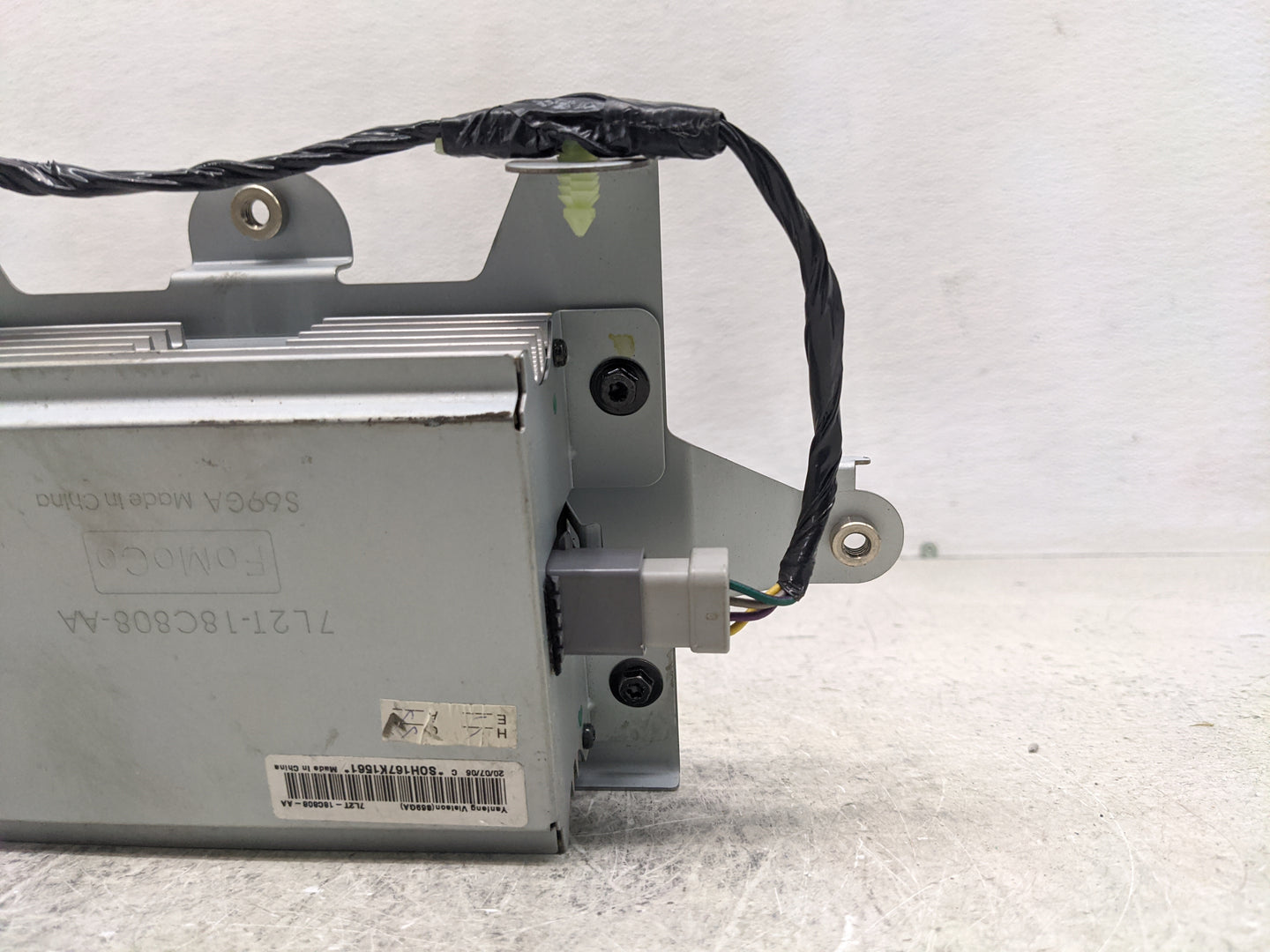 2006-2009 Ford Fusion Radio Speaker Amplifier 7l2t-18c808-aa - Oemusedautoparts1.com