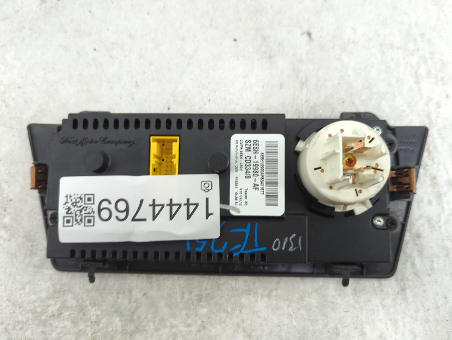 2006-2009 Ford Fusion Climate Control Module Temperature AC/Heater Replacement P/N:6E5H-19980-AF 6E5H-LBCY Fits OEM Used Aut