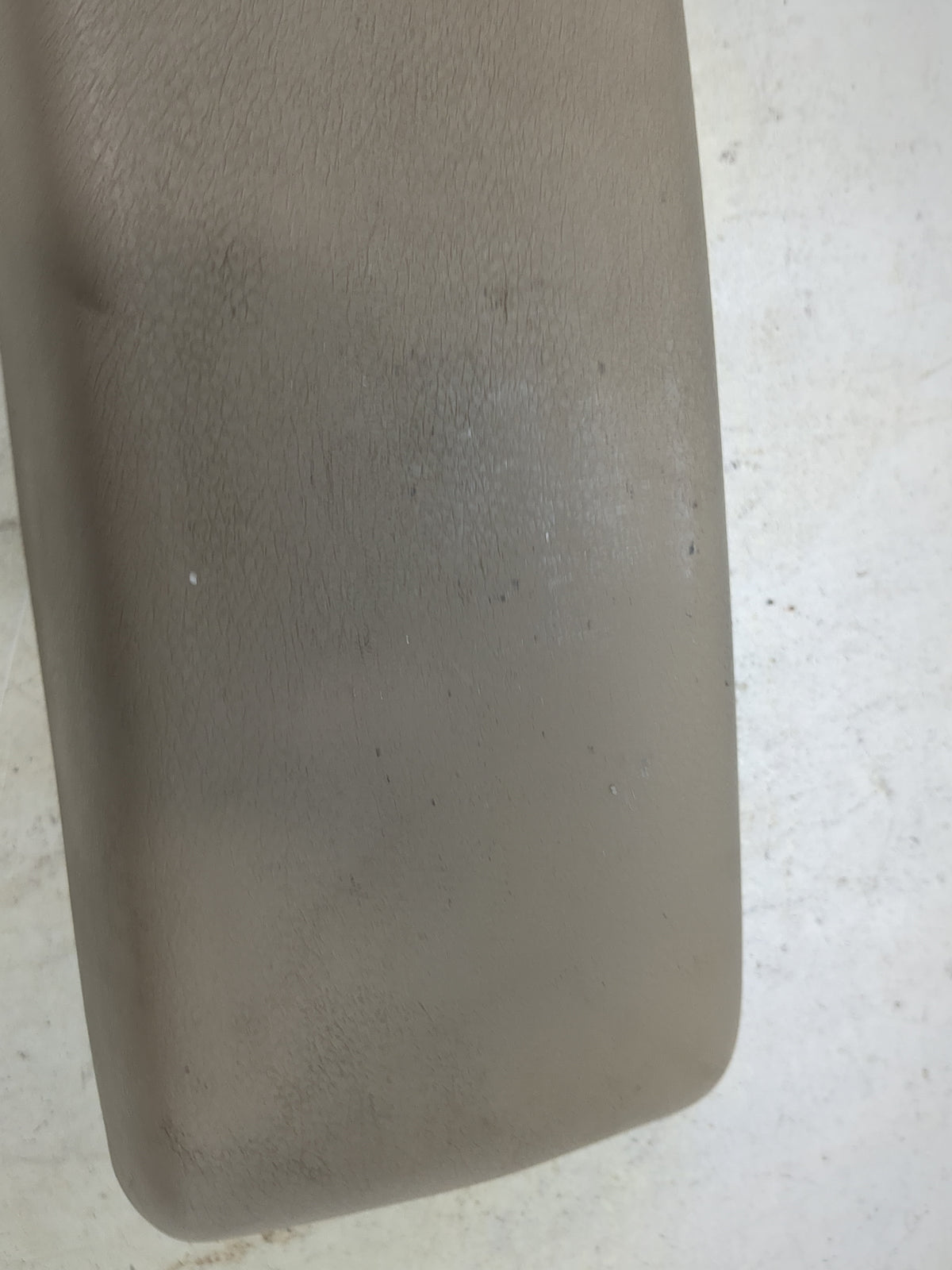 2007 Ford Fusion Center Console Armrest Cover Lid Fits OEM Used Auto Parts - Oemusedautoparts1.com