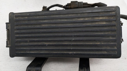 2006-2009 Ford Fusion Fusebox Fuse Box Panel Relay Module P/N:6E5T-14290-AF 6E5T-14A003-AB Fits Fits 2006 2007 2008 2009 OEM