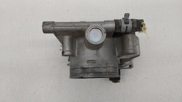 2006-2009 Ford Fusion Throttle Body P/N:6E5G-9F991-A Fits Fits 2006 2007 2008 2009 OEM Used Auto Parts