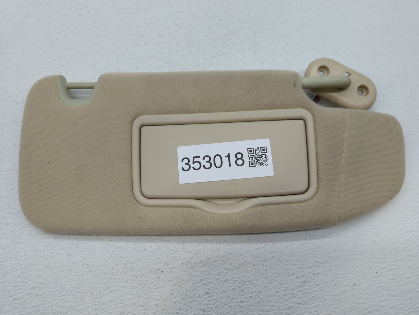 2006-2009 Ford Fusion Sun Visor Shade Replacement Passenger Right Mirror Fits Fits 2006 2007 2008 2009 OEM Used Auto Parts -