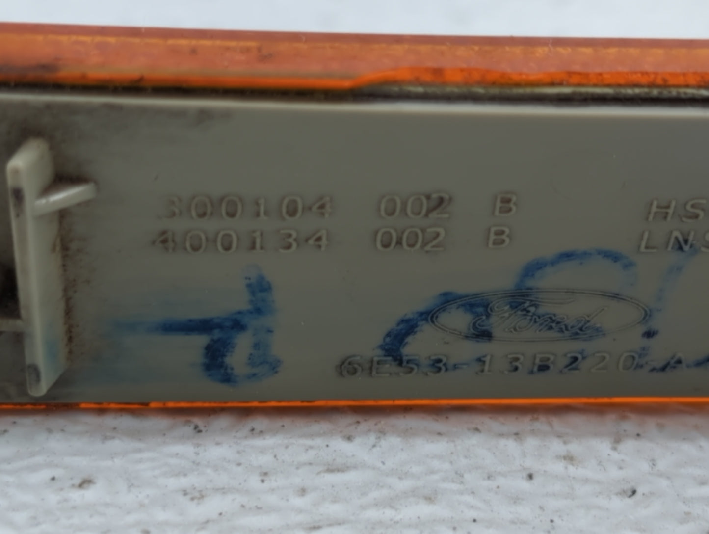 2007 Ford Fusion Tail Light Assembly Passenger Right OEM P/N:400134 002 B Fits OEM Used Auto Parts - Oemusedautoparts1.com