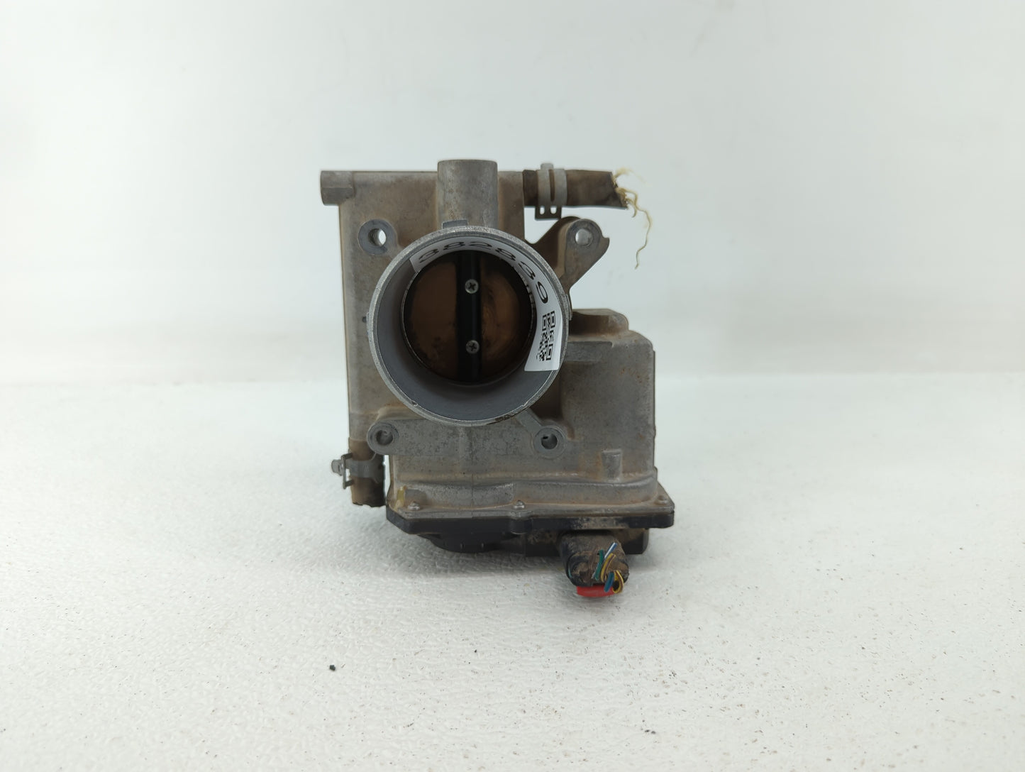 2006-2009 Ford Fusion Throttle Body P/N:6E5G-9F991-A Fits Fits 2006 2007 2008 2009 OEM Used Auto Parts - Oemusedautoparts1.c