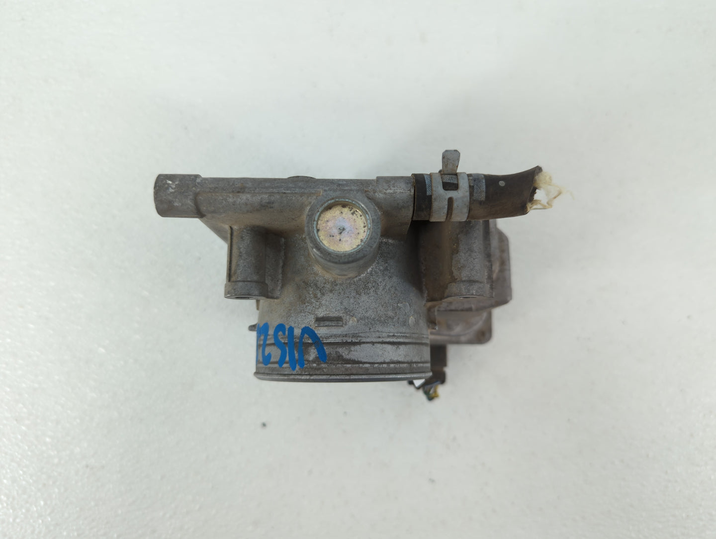 2006-2009 Ford Fusion Throttle Body P/N:6E5G-9F991-A Fits Fits 2006 2007 2008 2009 OEM Used Auto Parts - Oemusedautoparts1.c