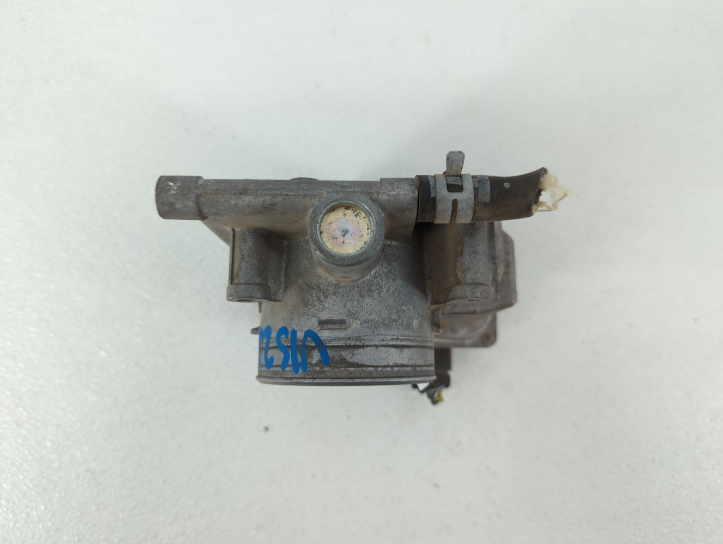 2006-2009 Ford Fusion Throttle Body P/N:6E5G-9F991-A Fits Fits 2006 2007 2008 2009 OEM Used Auto Parts - Oemusedautoparts1.c