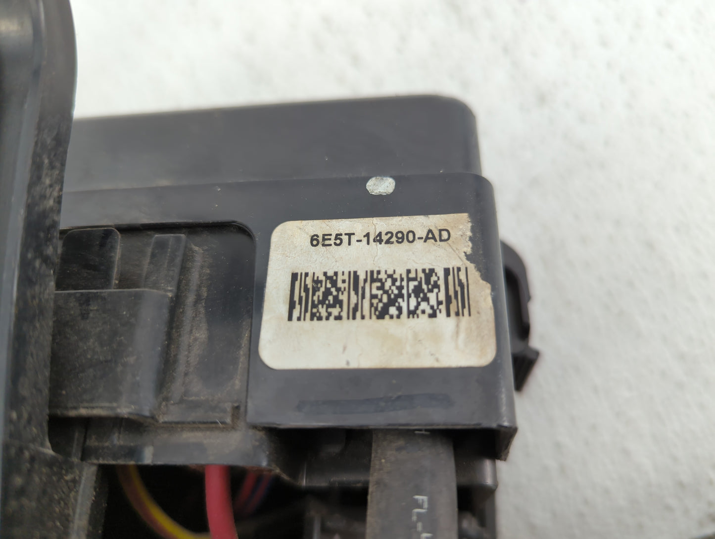 2006-2009 Ford Fusion Fusebox Fuse Box Panel Relay Module P/N:6E5T-14290-AD 6E5T-14290-Z Fits Fits 2006 2007 2008 2009 OEM U