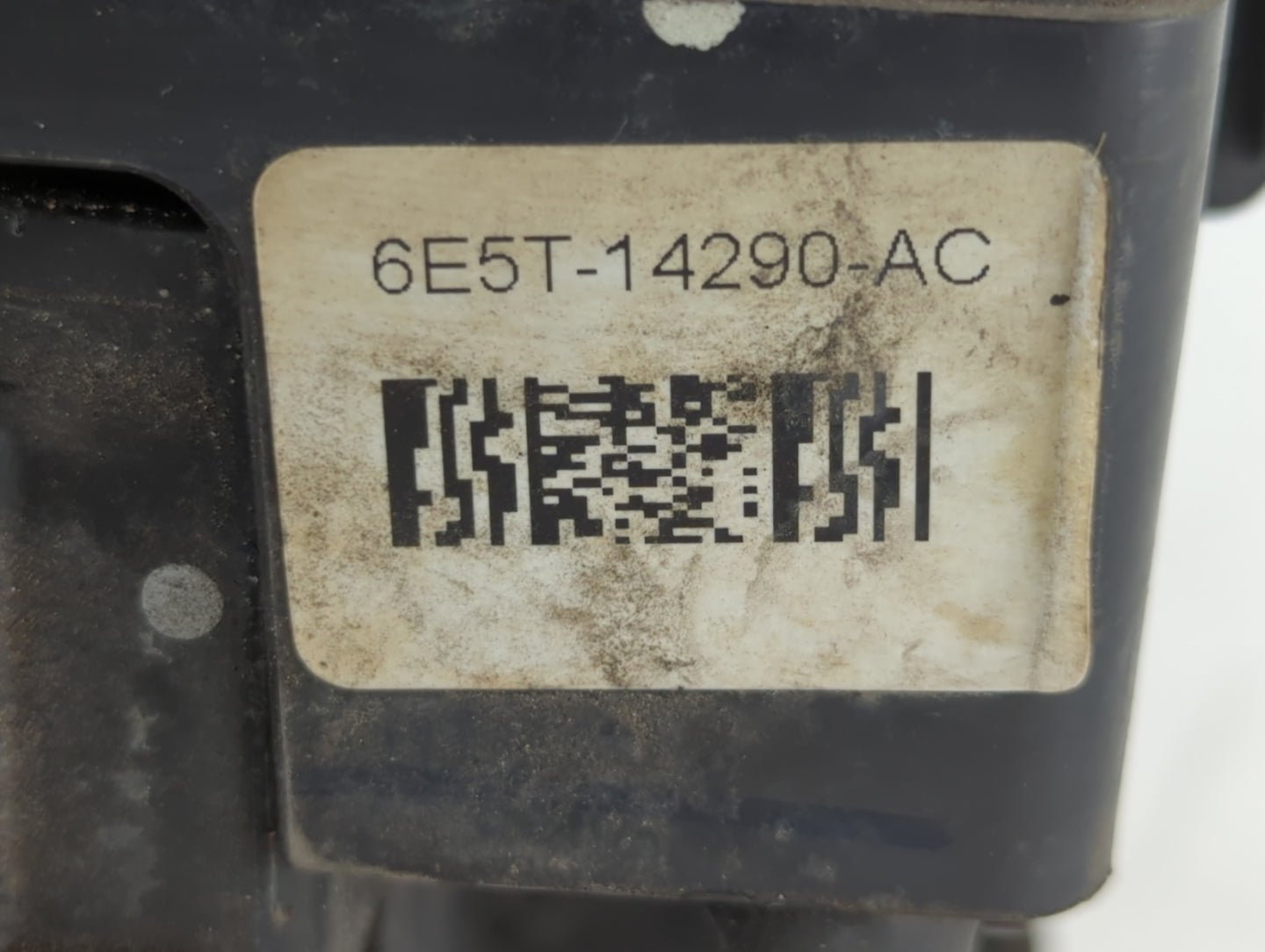 2006-2009 Ford Fusion Fusebox Fuse Box Panel Relay Module P/N:6E5T-14290-AC 6E5T-14290-AD Fits Fits 2006 2007 2008 2009 OEM 
