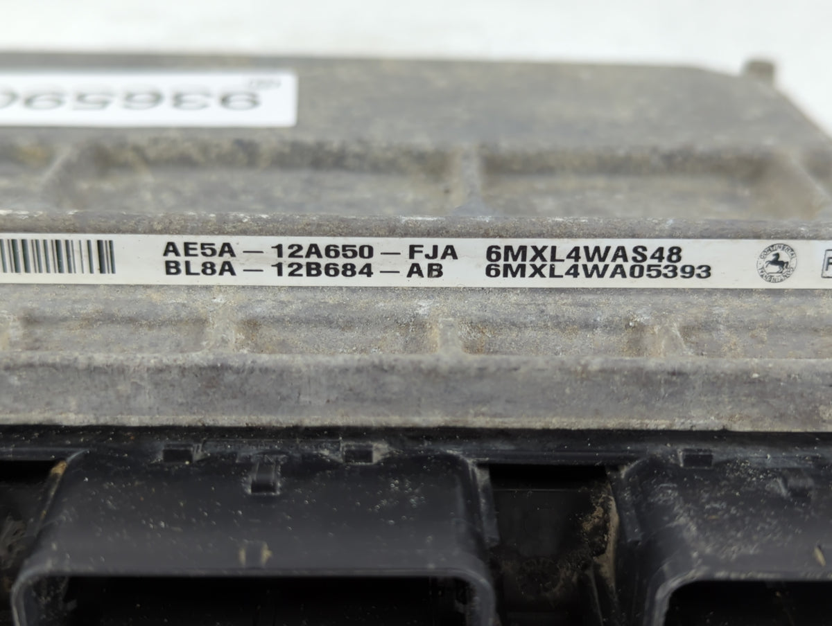 2007 Ford Fusion PCM Engine Control Computer ECU ECM PCU OEM P/N:AE5A-12A650-FJA BL8A-12B684-AB Fits OEM Used Auto Parts - O