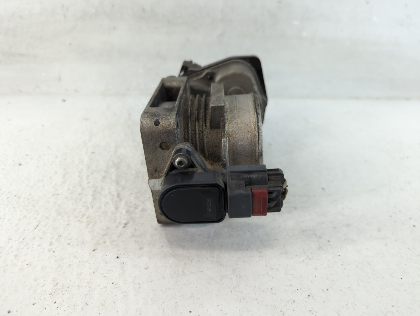 2006-2010 Ford Mustang Throttle Body P/N:0824063 6R3E-AA Fits OEM Used Auto Parts - Oemusedautoparts1.com