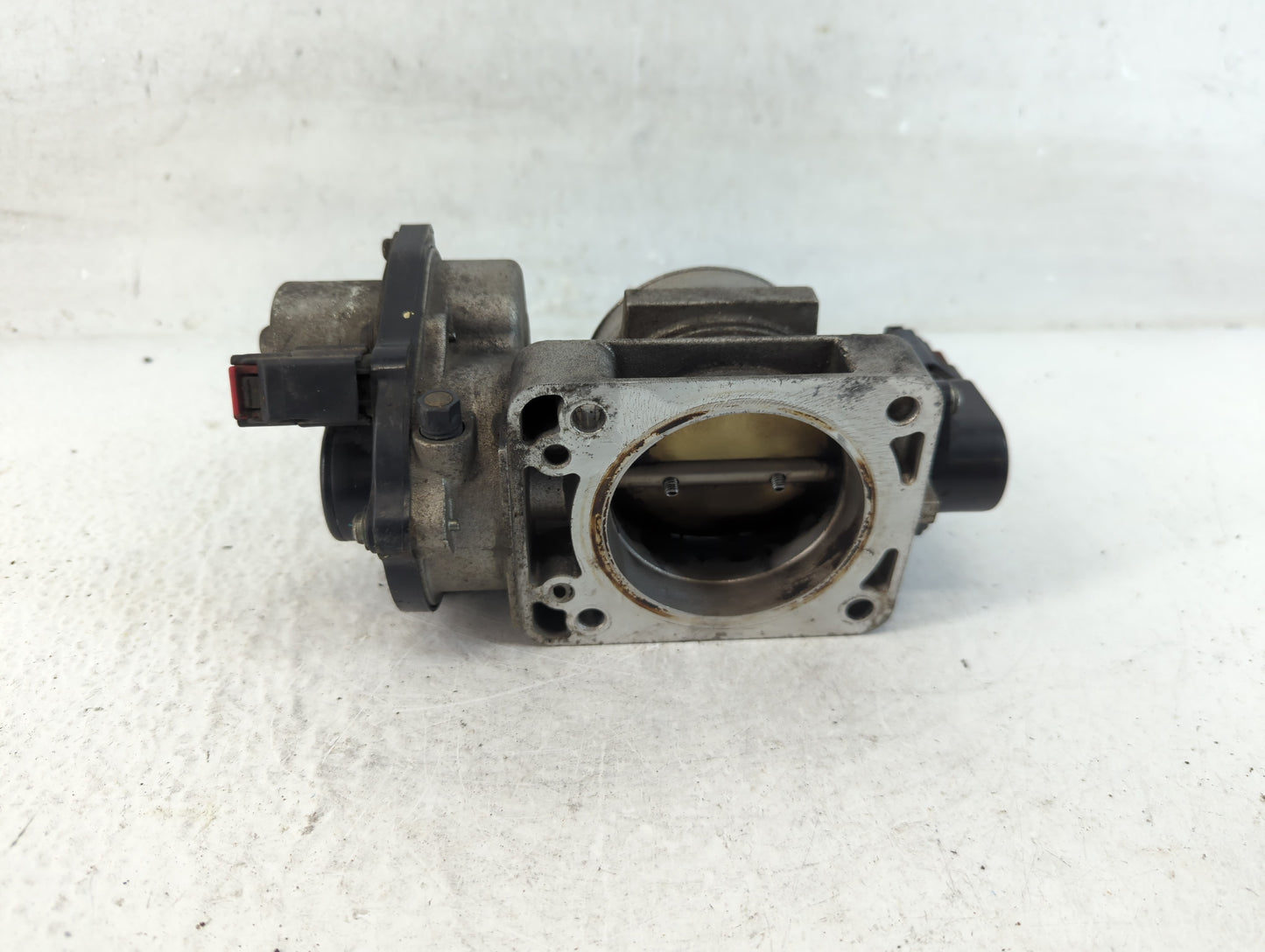 2006-2010 Ford Mustang Throttle Body P/N:0824063 6R3E-AA Fits OEM Used Auto Parts - Oemusedautoparts1.com