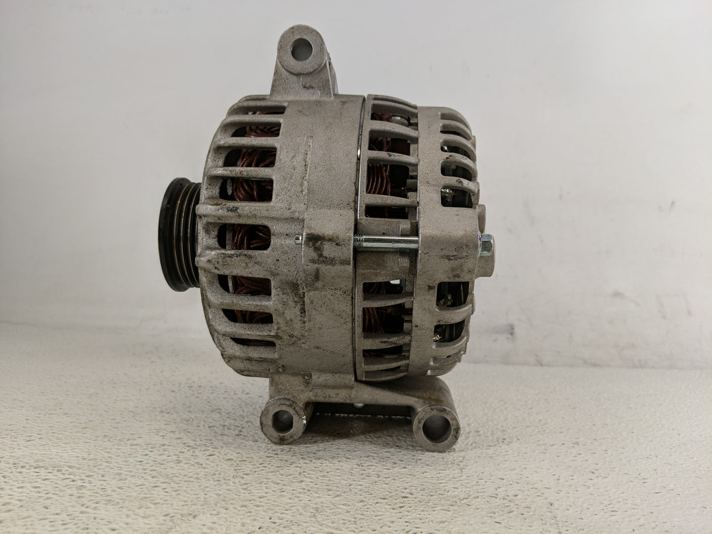 2005-2008 Ford Mustang Alternator Replacement Generator Charging Assembly Engine OEM Fits Fits 2005 2006 2007 2008 OEM Used 