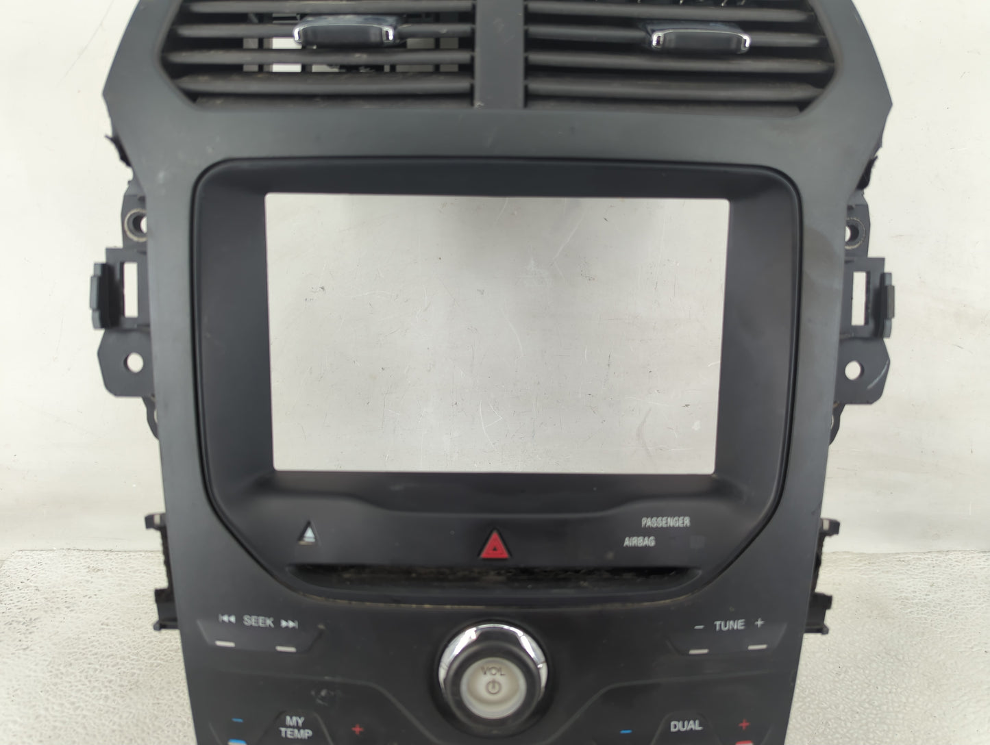 2007-2007 Ford Mustang Radio Control Panel - Oemusedautoparts1.com