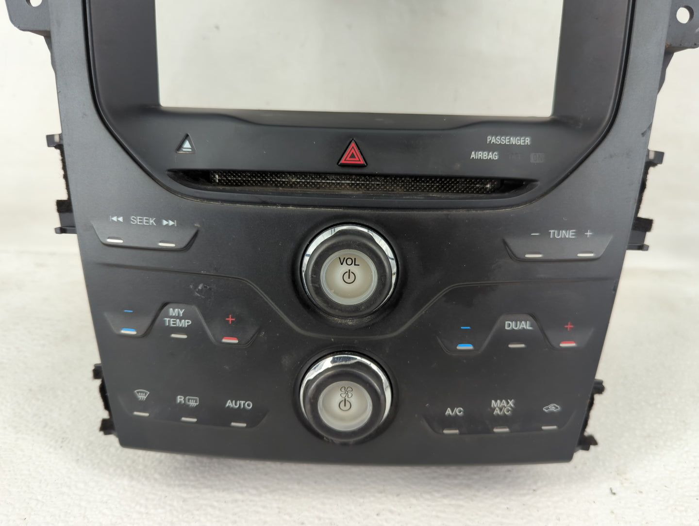 2007-2007 Ford Mustang Radio Control Panel - Oemusedautoparts1.com