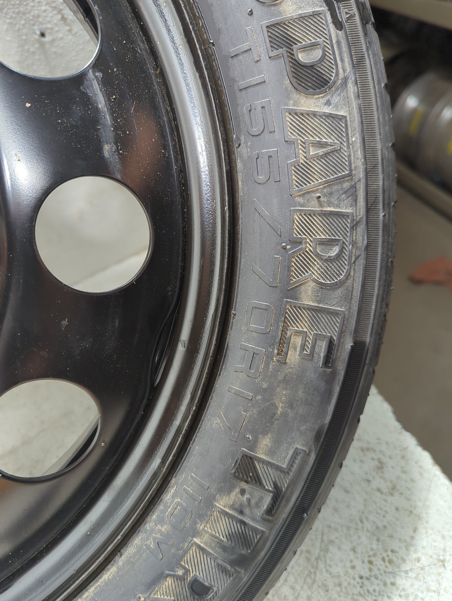2005-2011 Ford Mustang Spare Donut Tire Wheel Rim Oem - Oemusedautoparts1.com