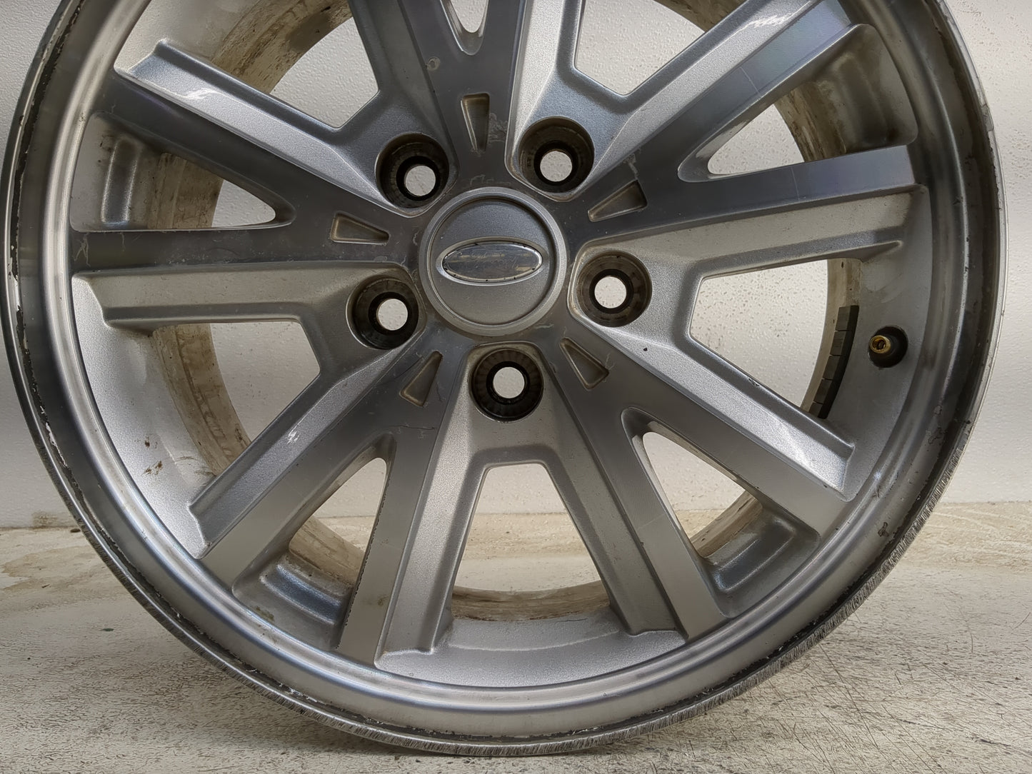 2005-2009 Ford Mustang Oem Wheel Rim - Oemusedautoparts1.com