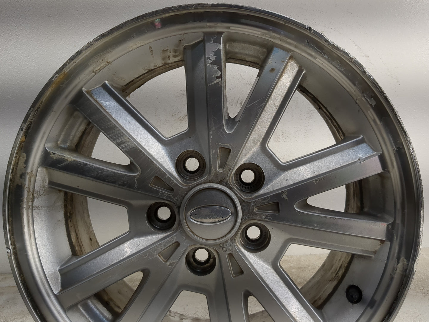 2005-2009 Ford Mustang Oem Wheel Rim - Oemusedautoparts1.com