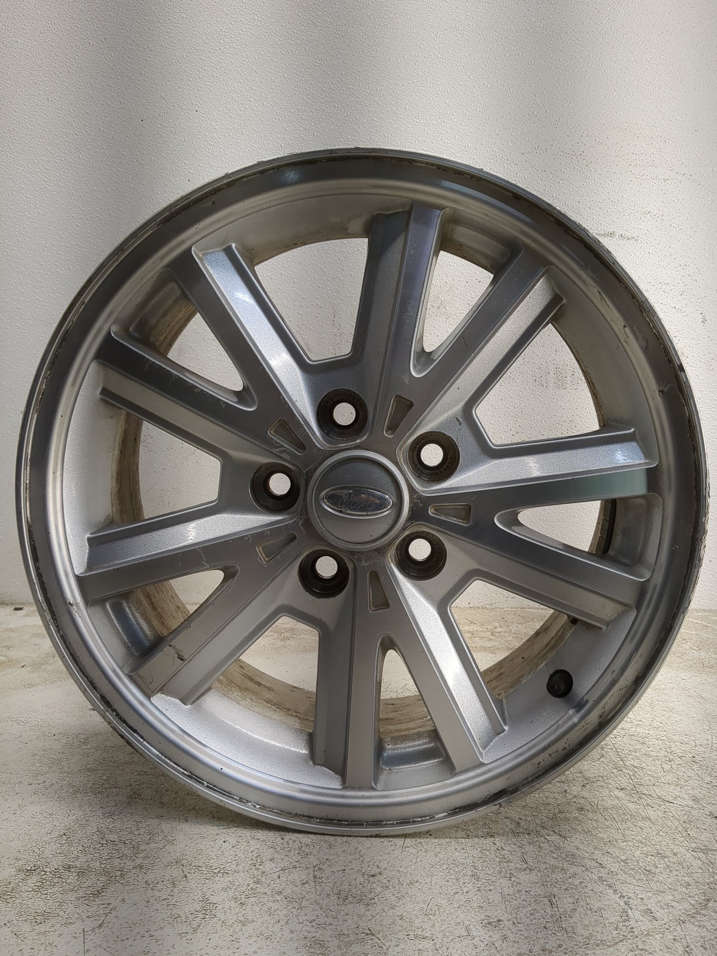 2005-2009 Ford Mustang Oem Wheel Rim - Oemusedautoparts1.com
